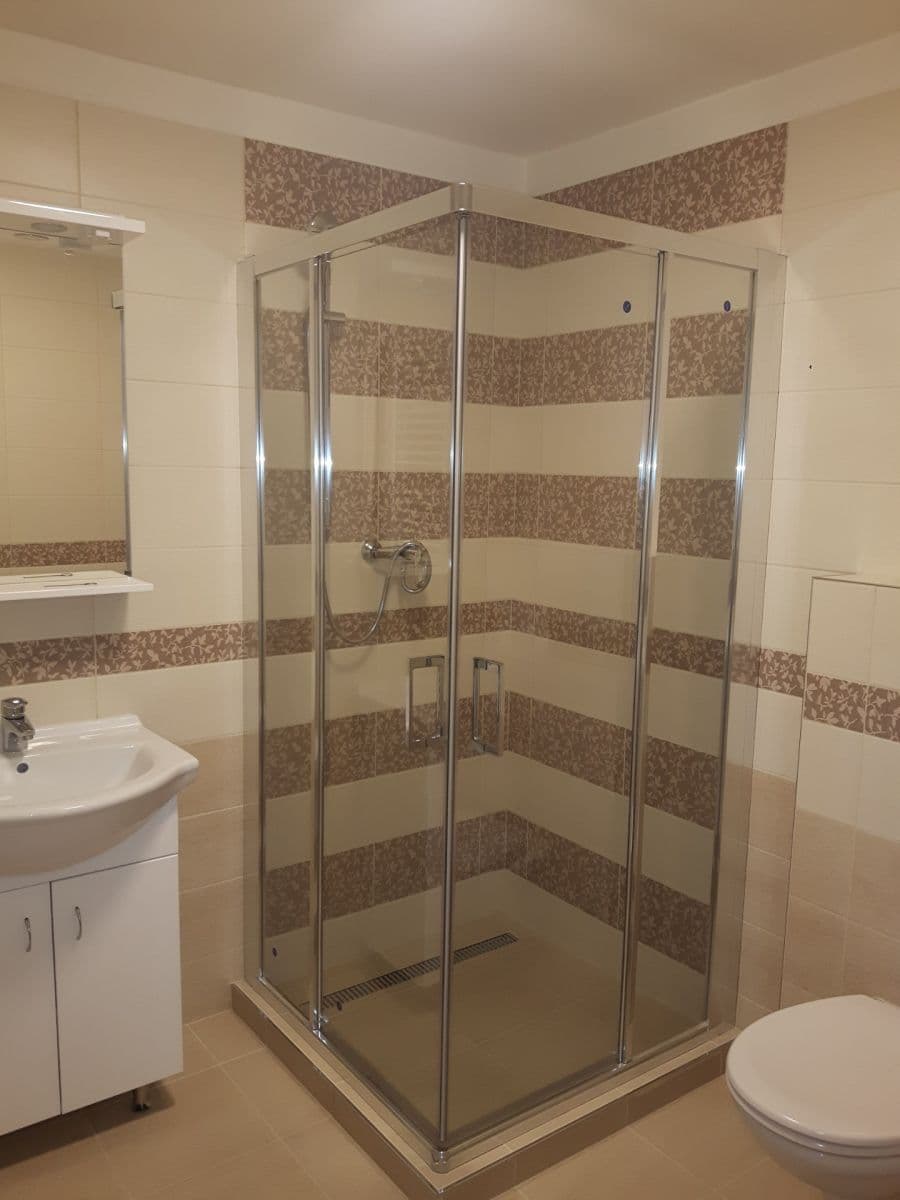 1 bedroom with open-plan kitchen flat to rent, 56 m², Ke Hřbitovu, Kolín, Středočeský Region 1 bedroom with open-plan kitchen flat to rent, 56 m², Ke Hřbitovu, Kolín, Středočeský Region