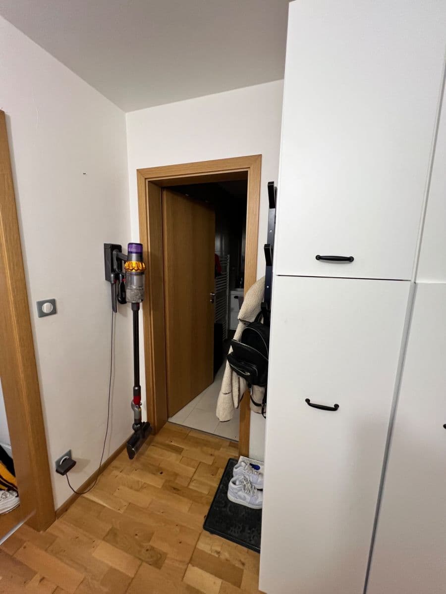 Studio flat to rent, 33 m², Palackého třída, Brno, Jihomoravský Region Studio flat to rent, 33 m², Palackého třída, Brno, Jihomoravský Region