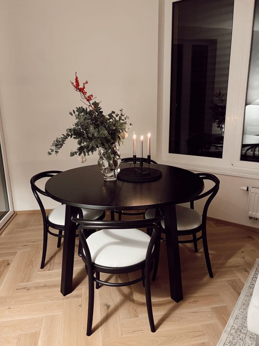 2 bedroom with open-plan kitchen flat to rent, 76 m², Jankovcova, Prague, Prague 2 bedroom with open-plan kitchen flat to rent, 76 m², Jankovcova, Prague, Prague