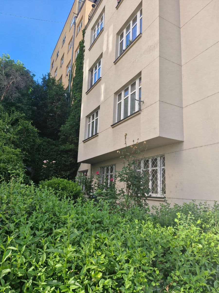 3 bedroom flat to rent, 96 m², Plzeňská, Prague, Prague 3 bedroom flat to rent, 96 m², Plzeňská, Prague, Prague