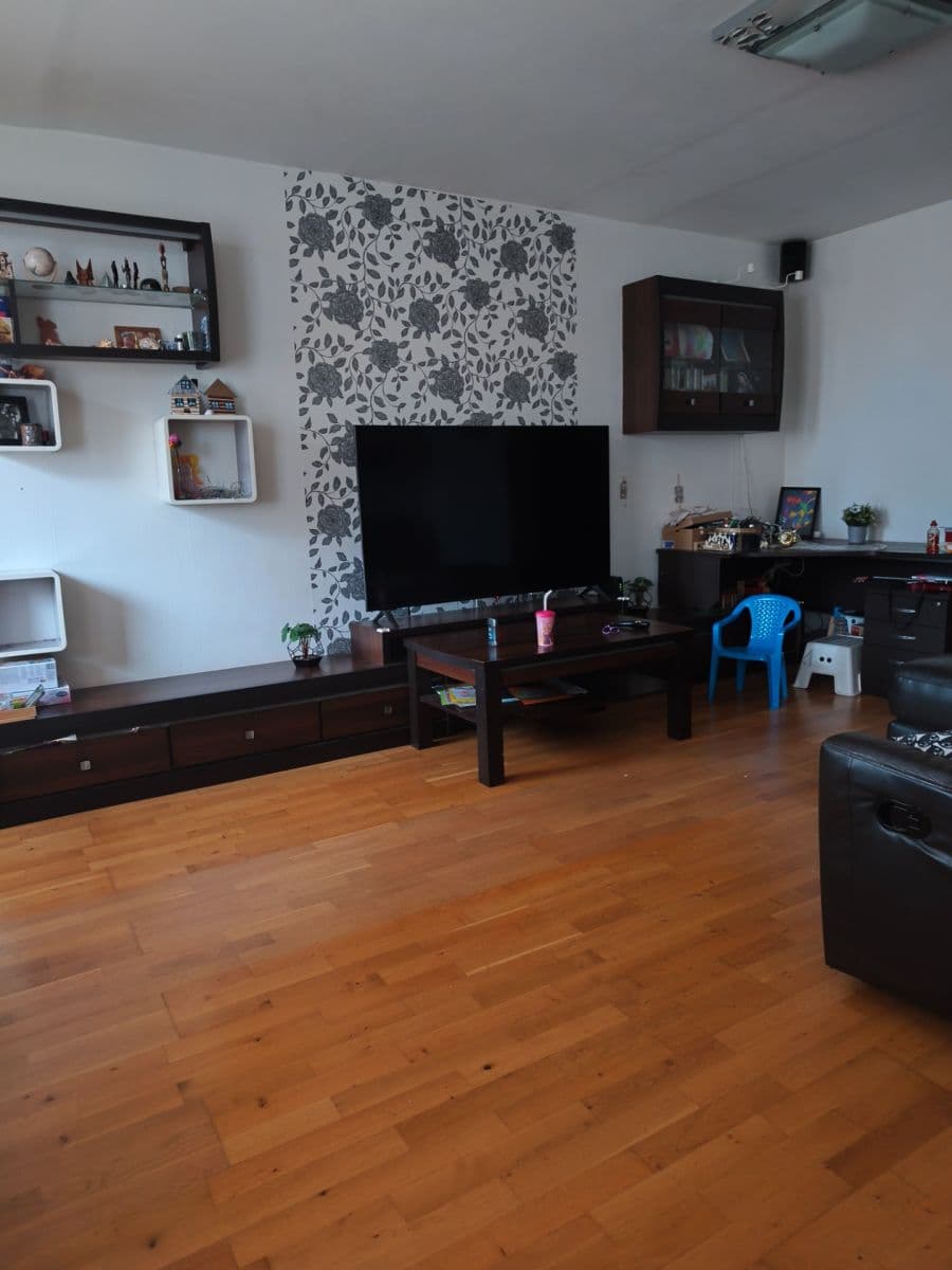 3 bedroom flat to rent, 82 m², Ciolkovského, Prague, Prague 3 bedroom flat to rent, 82 m², Ciolkovského, Prague, Prague