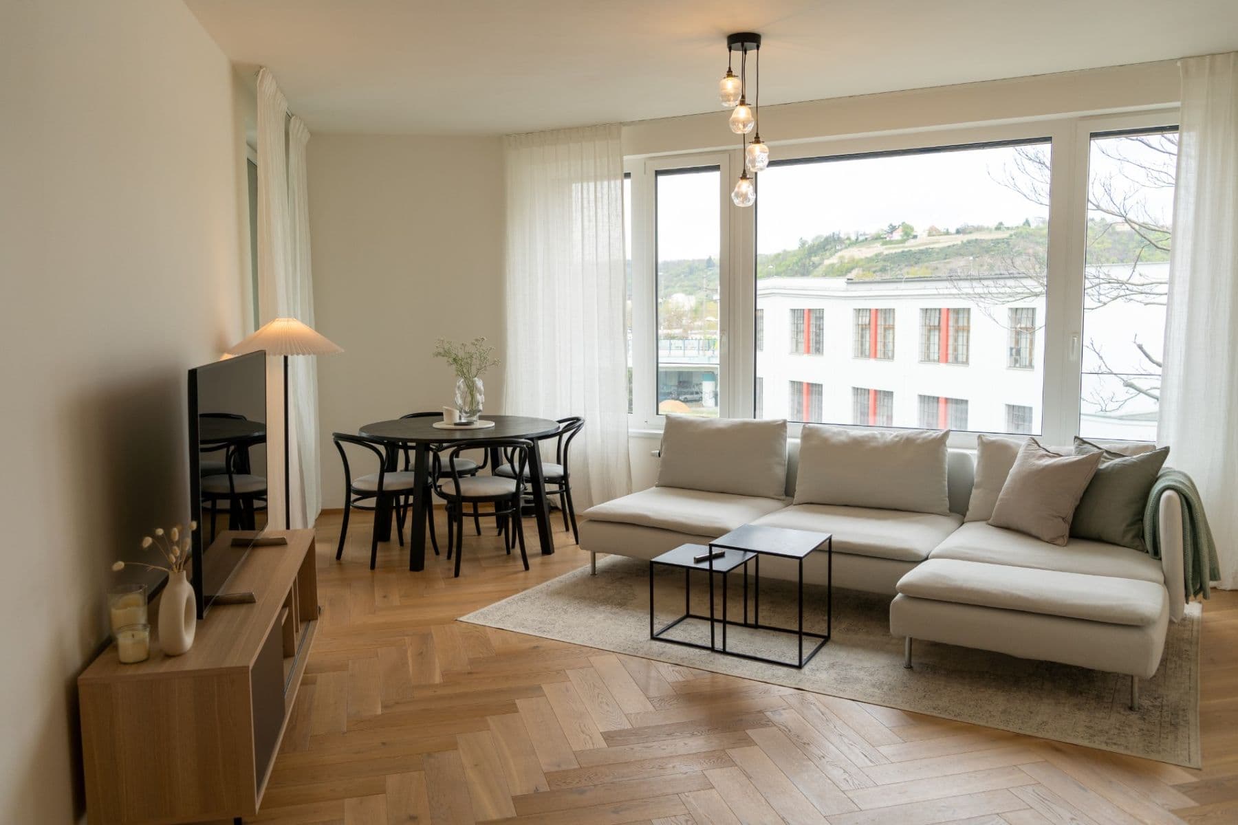 2 bedroom with open-plan kitchen flat for sale, 76 m², Jankovcova, Prague, Prague 2 bedroom with open-plan kitchen flat for sale, 76 m², Jankovcova, Prague, Prague