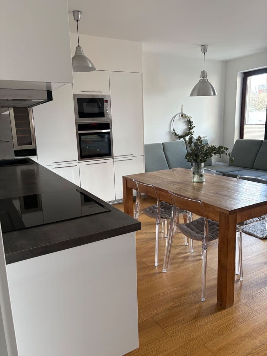 2 bedroom with open-plan kitchen flat for sale, 86 m², Nademlejnská, Prague, Prague 2 bedroom with open-plan kitchen flat for sale, 86 m², Nademlejnská, Prague, Prague