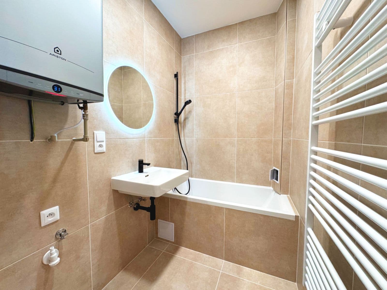 1 bedroom with open-plan kitchen flat for sale, 45 m², 5. května, Prague, Prague 1 bedroom with open-plan kitchen flat for sale, 45 m², 5. května, Prague, Prague