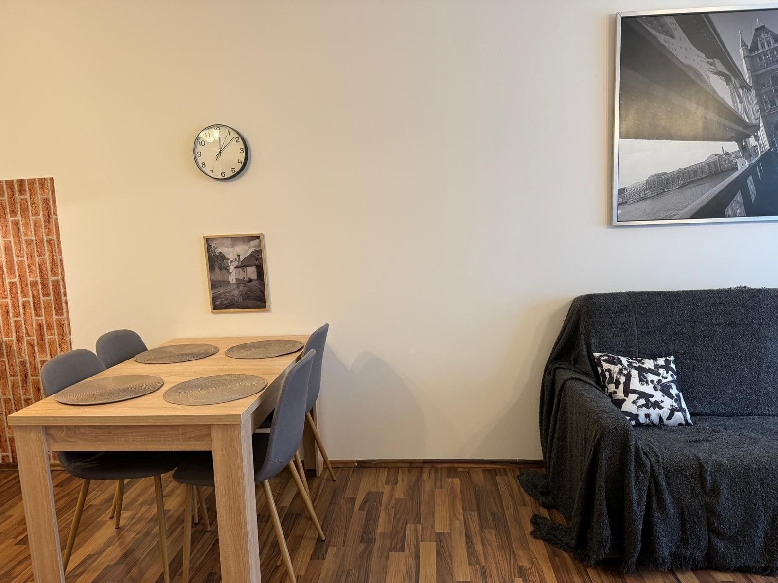 1 bedroom with open-plan kitchen flat to rent, 55 m², Pod Harfou, Prague, Prague 1 bedroom with open-plan kitchen flat to rent, 55 m², Pod Harfou, Prague, Prague