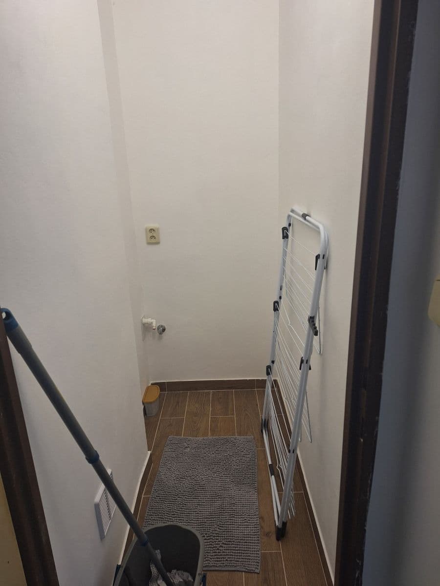 2 bedroom flat to rent, 58 m², Kubánské náměstí, Prague, Prague 2 bedroom flat to rent, 58 m², Kubánské náměstí, Prague, Prague