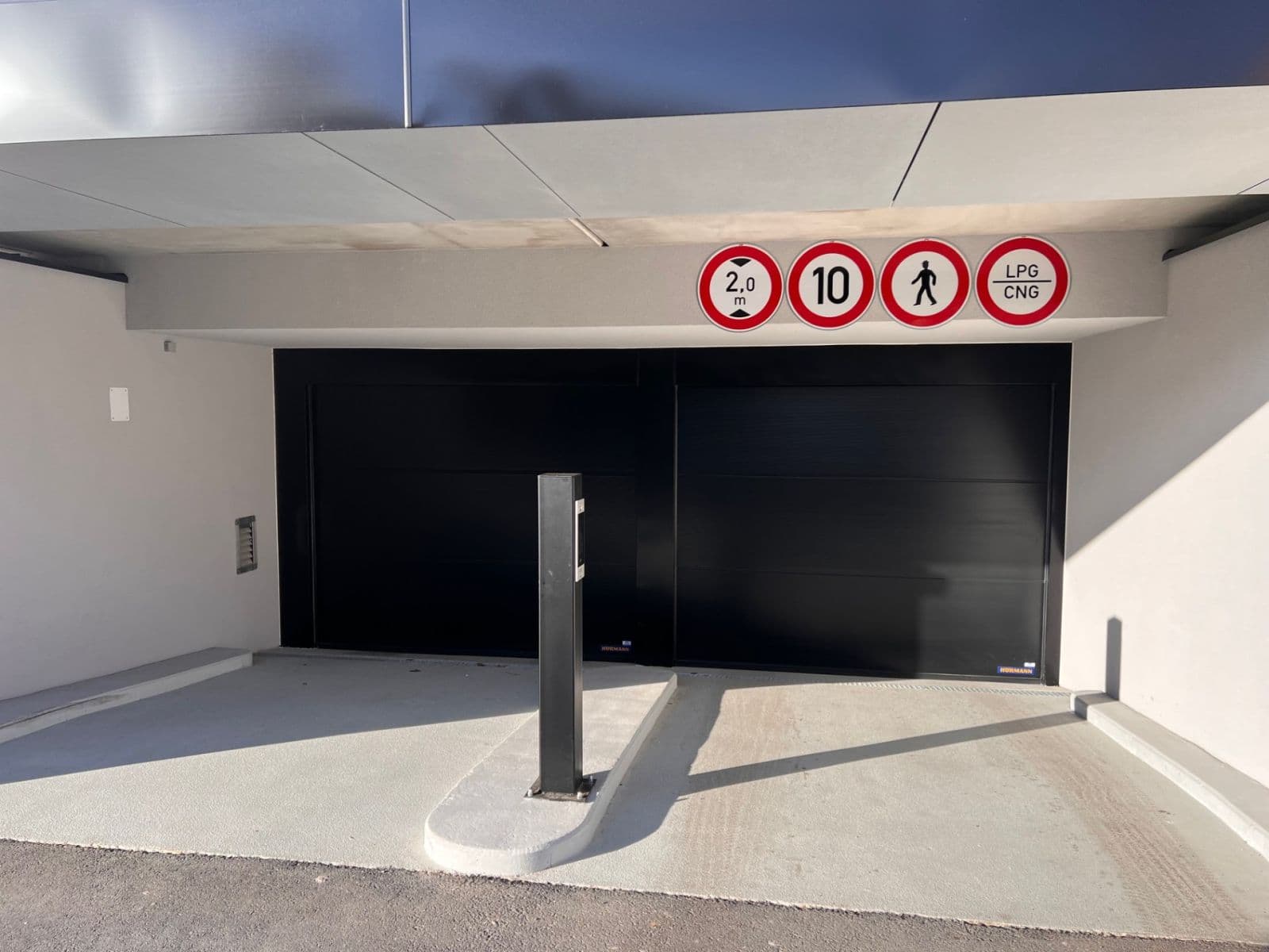 1 bedroom with open-plan kitchen flat to rent, 50 m², Hodkovická, Prague, Prague 1 bedroom with open-plan kitchen flat to rent, 50 m², Hodkovická, Prague, Prague