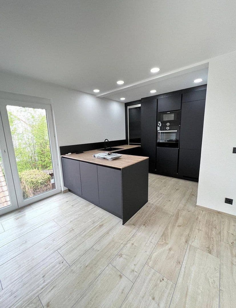 house for sale, 143 m², Justinus-Kerner.Str.7, Denkendorf, Baden-Württemberg house for sale, 143 m², Justinus-Kerner.Str.7, Denkendorf, Baden-Württemberg