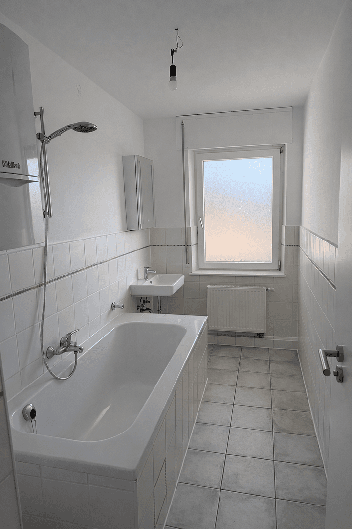 4 bedroom flat to rent, 120 m², Bucher Straße 97, Nürnberg, Bavaria 4 bedroom flat to rent, 120 m², Bucher Straße 97, Nürnberg, Bavaria