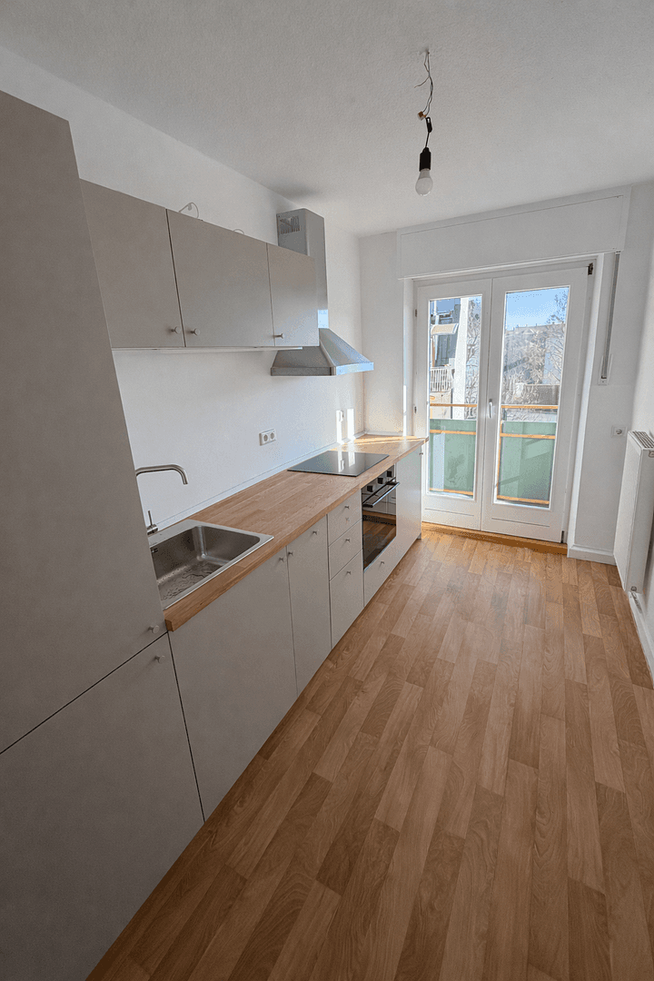 4 bedroom flat to rent, 120 m², Bucher Straße 97, Nürnberg, Bavaria 4 bedroom flat to rent, 120 m², Bucher Straße 97, Nürnberg, Bavaria