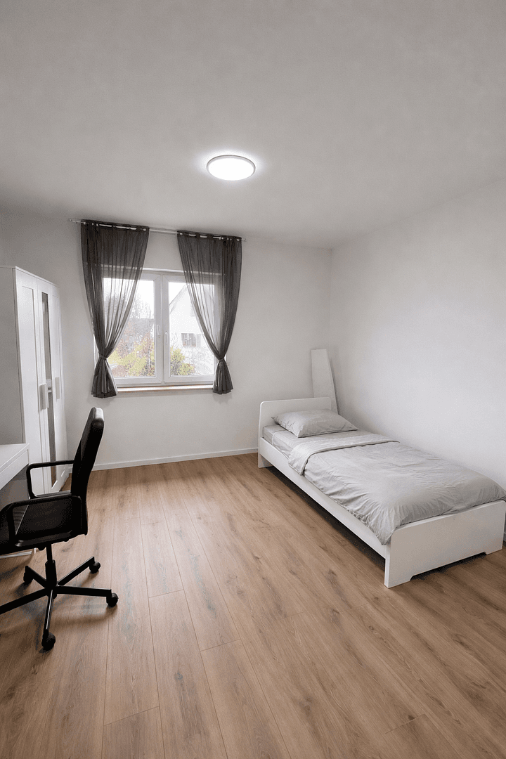 4 bedroom flat to rent, 15 m², Erlangen, Bavaria 4 bedroom flat to rent, 15 m², Erlangen, Bavaria