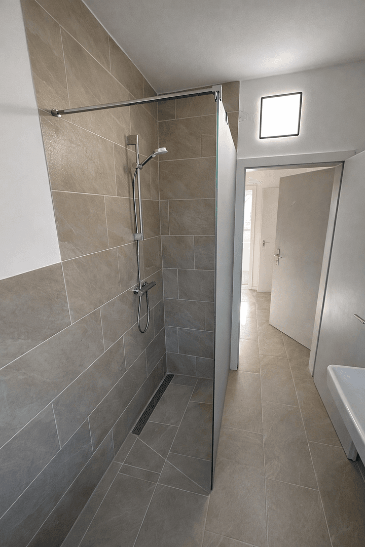 4 bedroom flat to rent, 15 m², Erlangen, Bavaria 4 bedroom flat to rent, 15 m², Erlangen, Bavaria