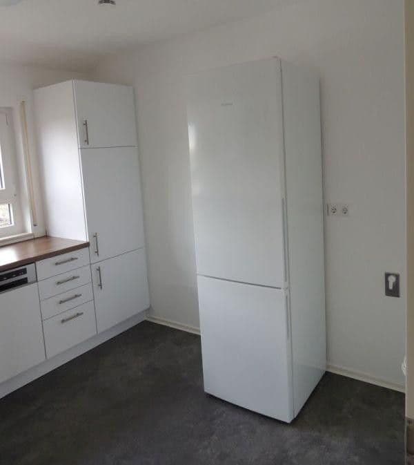 2 bedroom with open-plan kitchen flat to rent, 92 m², Mössingen, Baden-Württemberg 2 bedroom with open-plan kitchen flat to rent, 92 m², Mössingen, Baden-Württemberg