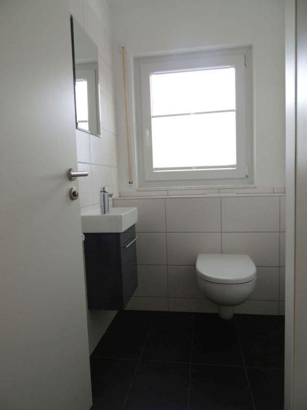 2 bedroom with open-plan kitchen flat to rent, 92 m², Mössingen, Baden-Württemberg 2 bedroom with open-plan kitchen flat to rent, 92 m², Mössingen, Baden-Württemberg
