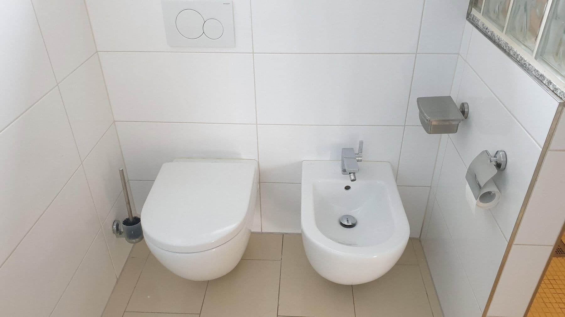 house for sale, 1,350 m², Am Goldberg 9, Heusenstamm, Hesse house for sale, 1,350 m², Am Goldberg 9, Heusenstamm, Hesse