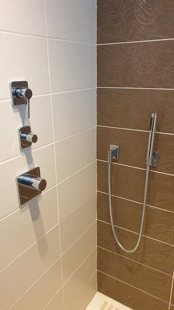 house for sale, 1,350 m², Am Goldberg 9, Heusenstamm, Hesse house for sale, 1,350 m², Am Goldberg 9, Heusenstamm, Hesse