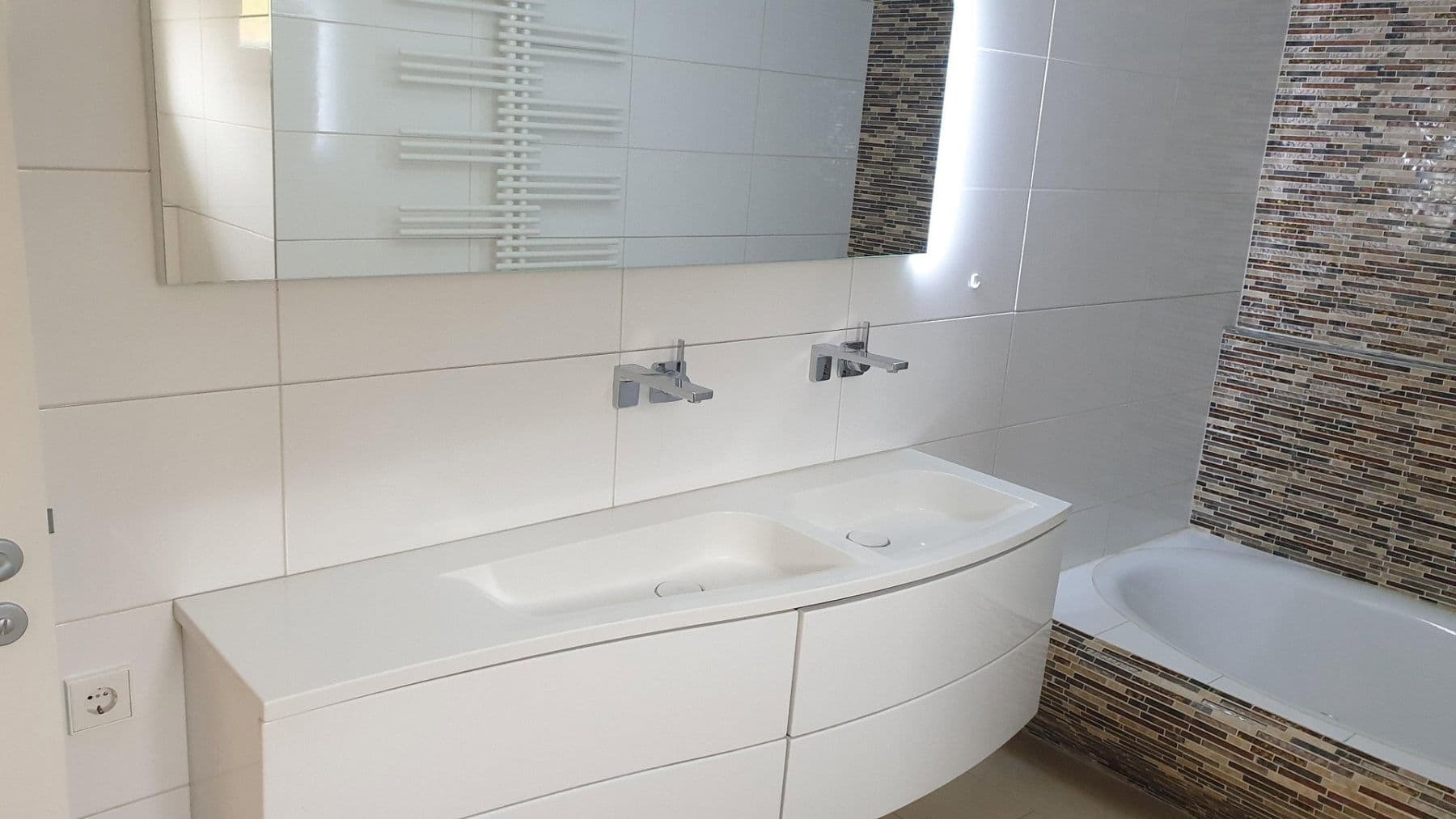 house for sale, 1,350 m², Am Goldberg 9, Heusenstamm, Hesse house for sale, 1,350 m², Am Goldberg 9, Heusenstamm, Hesse