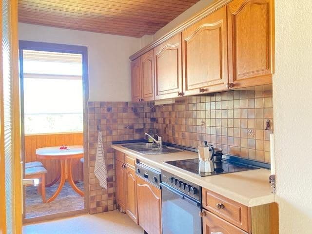 2 bedroom with open-plan kitchen flat to rent, 75 m², Stuttgart, Baden-Württemberg 2 bedroom with open-plan kitchen flat to rent, 75 m², Stuttgart, Baden-Württemberg