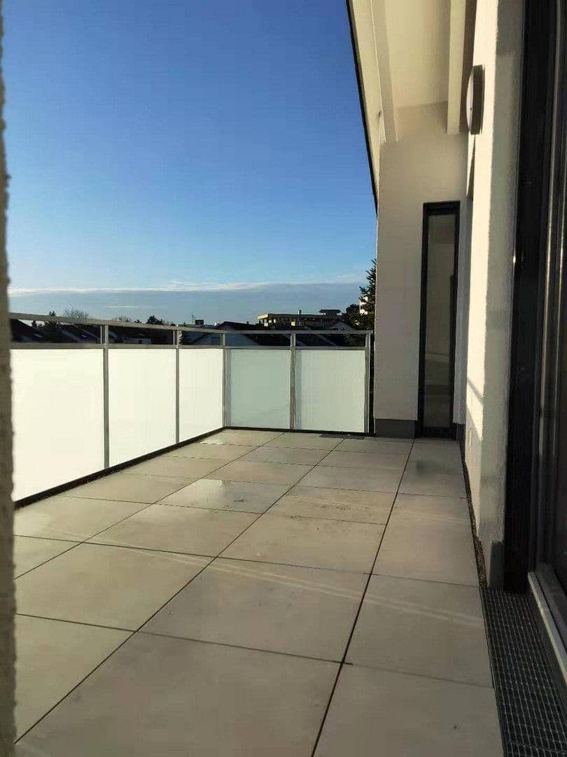 2 bedroom with open-plan kitchen flat to rent, 71 m², Stuttgart-Plieningen, Baden-Württemberg 2 bedroom with open-plan kitchen flat to rent, 71 m², Stuttgart-Plieningen, Baden-Württemberg