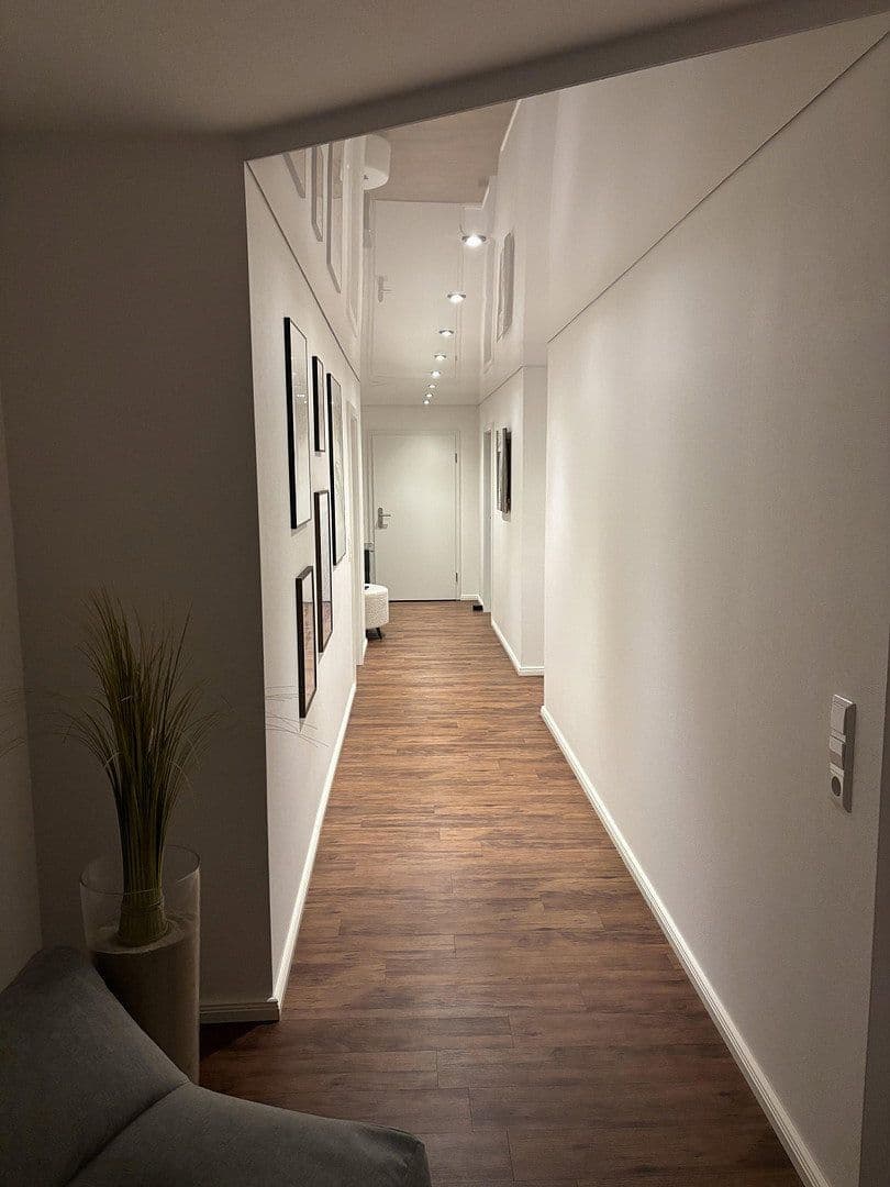 2 bedroom with open-plan kitchen flat for sale, 105 m², Stutensee, Baden-Württemberg 2 bedroom with open-plan kitchen flat for sale, 105 m², Stutensee, Baden-Württemberg