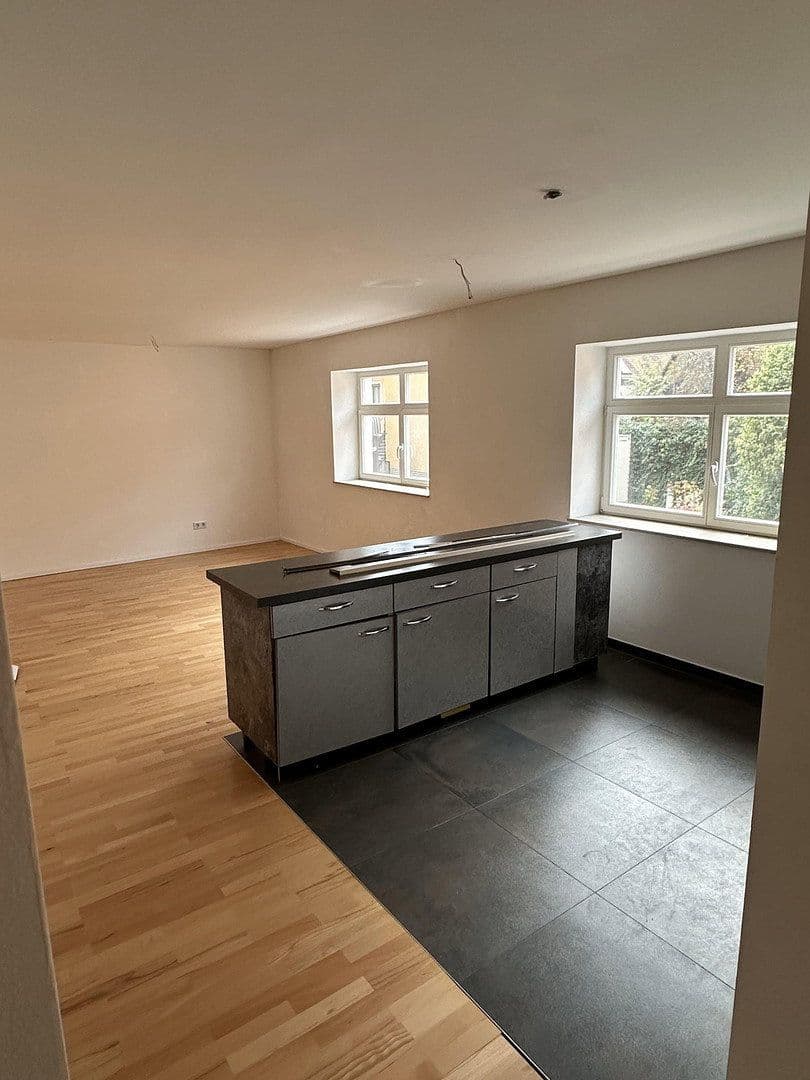 1 bedroom with open-plan kitchen flat for sale, 56 m², Roth, Bavaria 1 bedroom with open-plan kitchen flat for sale, 56 m², Roth, Bavaria