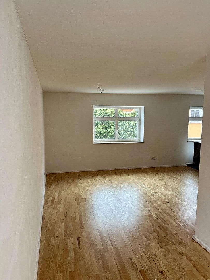 1 bedroom with open-plan kitchen flat for sale, 56 m², Roth, Bavaria 1 bedroom with open-plan kitchen flat for sale, 56 m², Roth, Bavaria