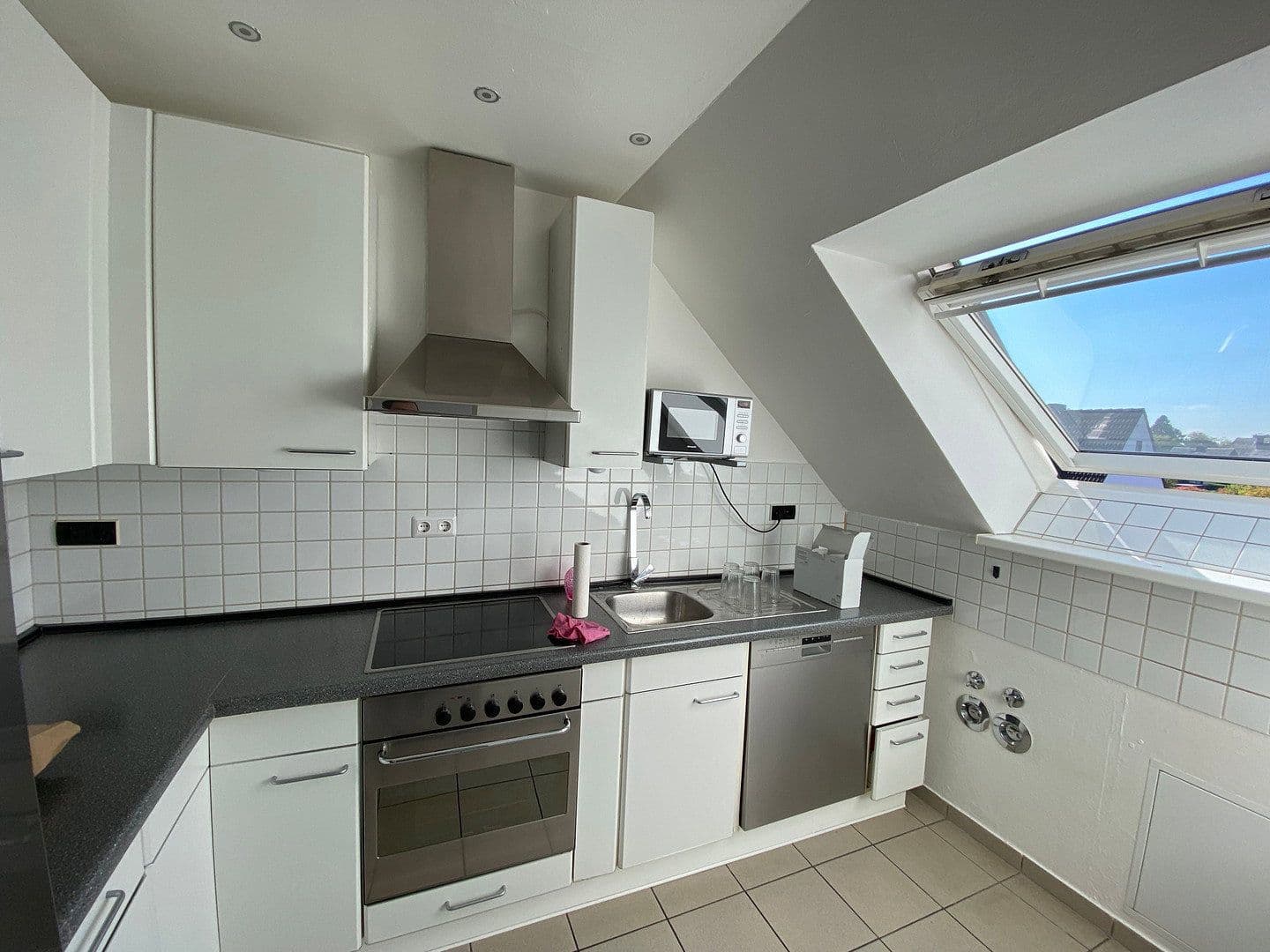 3 bedroom flat to rent, 67 m², Bitterstraße 22, Köln, North Rhine-Westphalia 3 bedroom flat to rent, 67 m², Bitterstraße 22, Köln, North Rhine-Westphalia