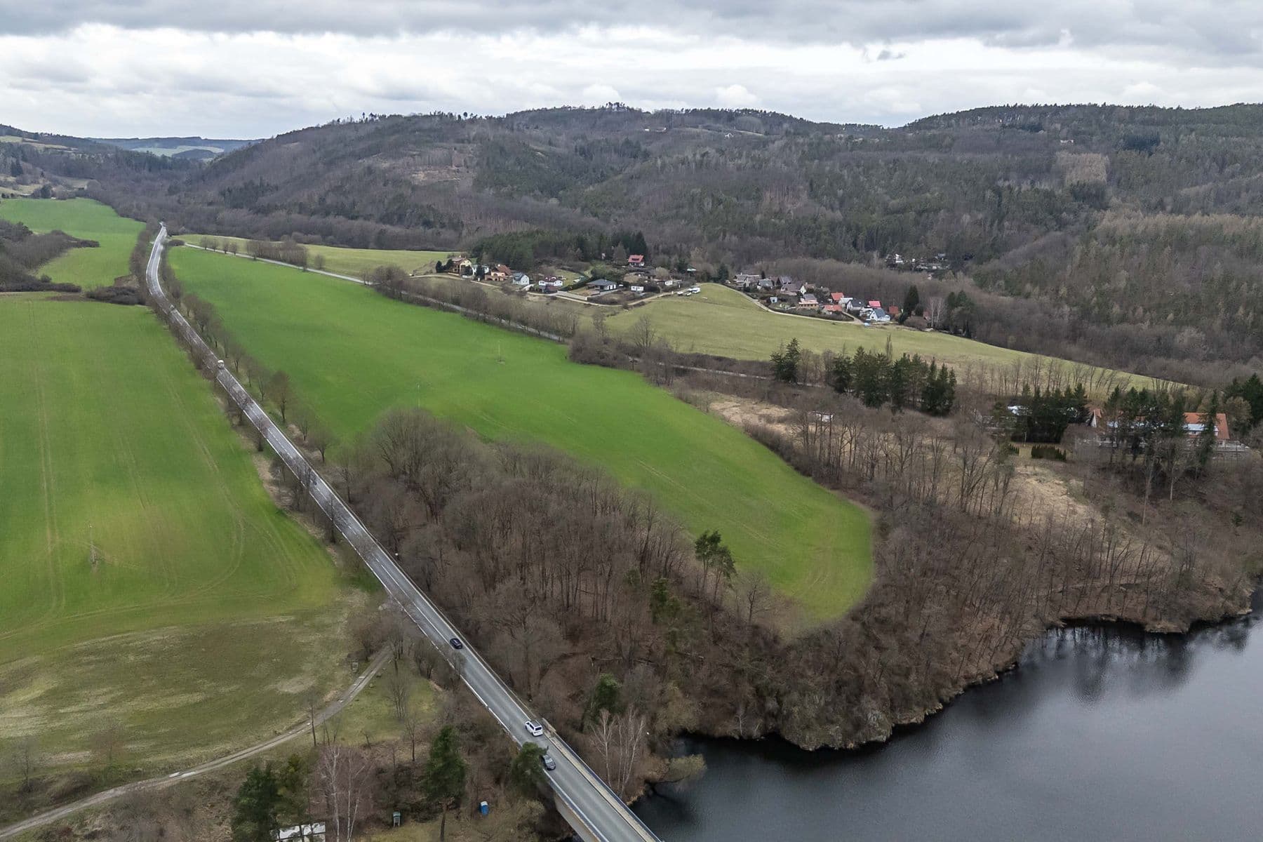 plot for sale, 34,543 m², Hřiměždice, Středočeský Region plot for sale, 34,543 m², Hřiměždice, Středočeský Region