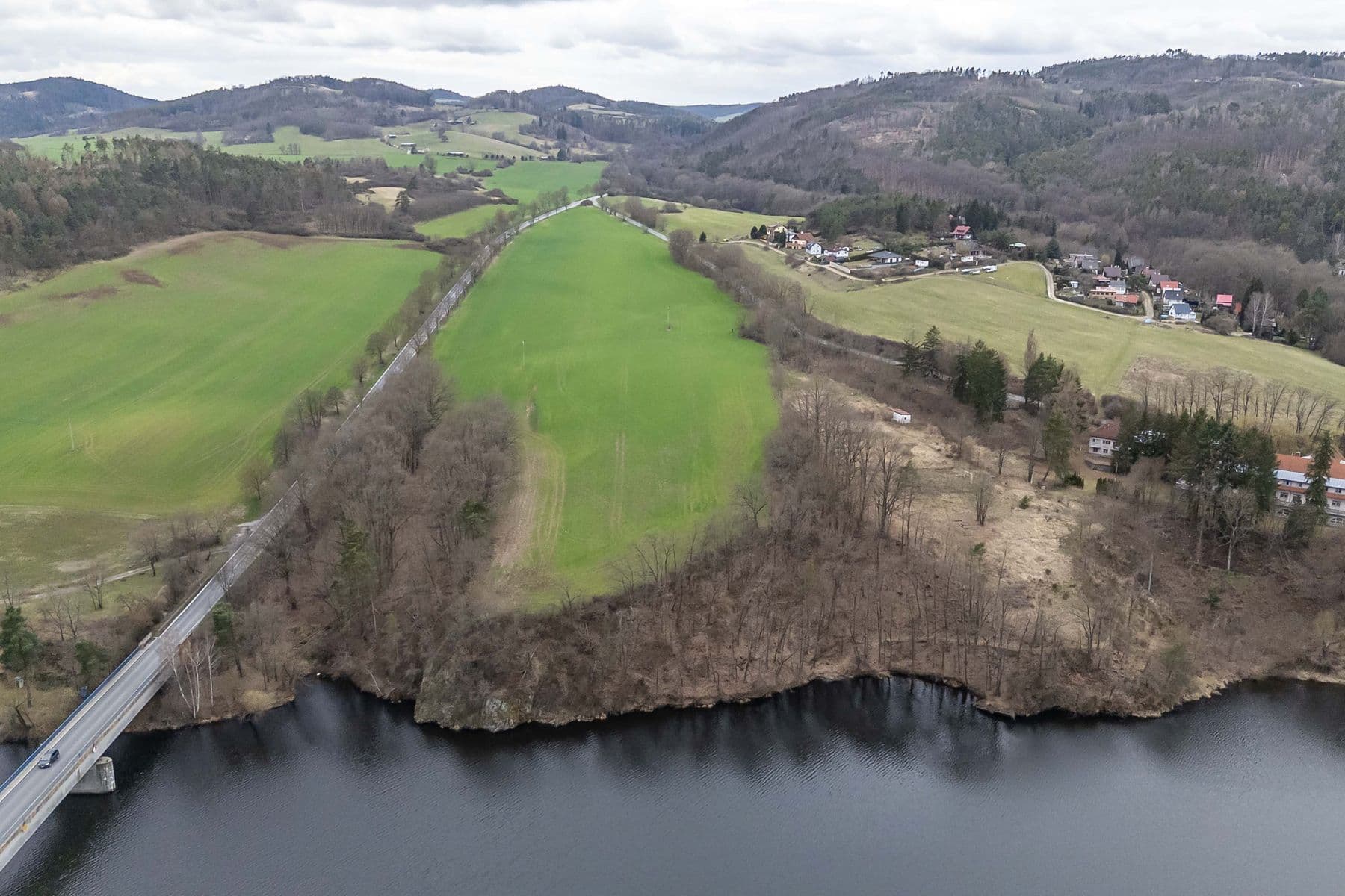 plot for sale, 34,543 m², Hřiměždice, Středočeský Region plot for sale, 34,543 m², Hřiměždice, Středočeský Region