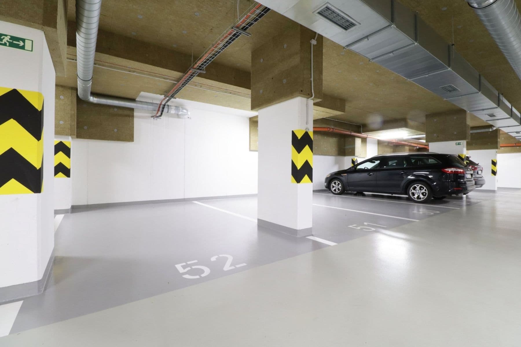 1 bedroom with open-plan kitchen flat to rent, 55 m², U Traktorky, Prague, Prague 1 bedroom with open-plan kitchen flat to rent, 55 m², U Traktorky, Prague, Prague