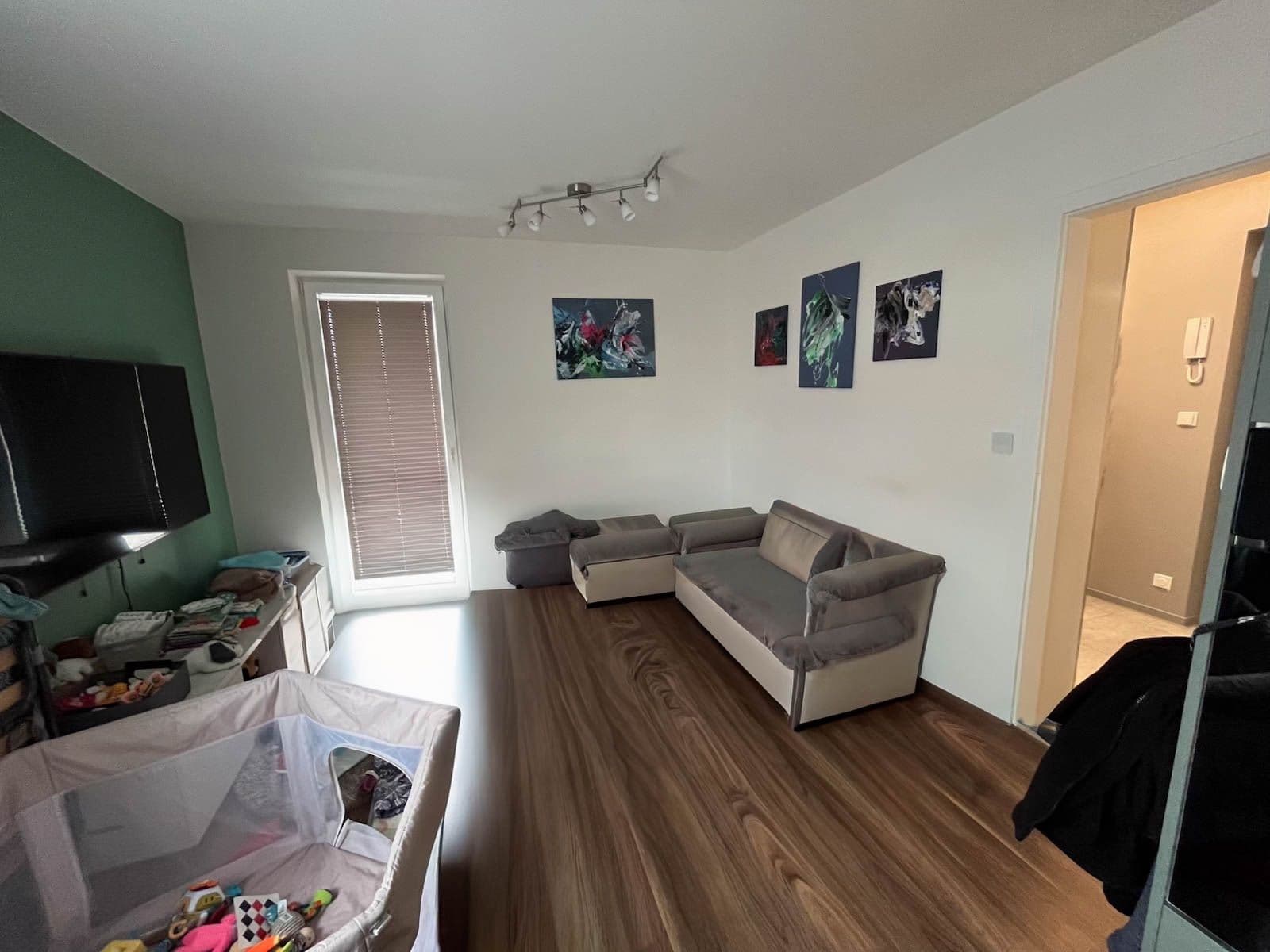 1 bedroom with open-plan kitchen flat for sale, 48 m², Armádní, Milovice, Středočeský Region 1 bedroom with open-plan kitchen flat for sale, 48 m², Armádní, Milovice, Středočeský Region