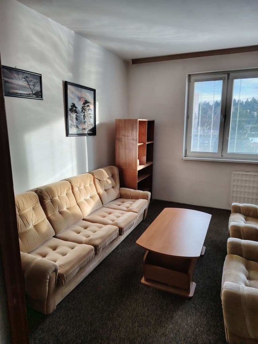 4 bedroom flat for sale, 84 m², Okružná, Handlová, Trenčiansky Region 4 bedroom flat for sale, 84 m², Okružná, Handlová, Trenčiansky Region