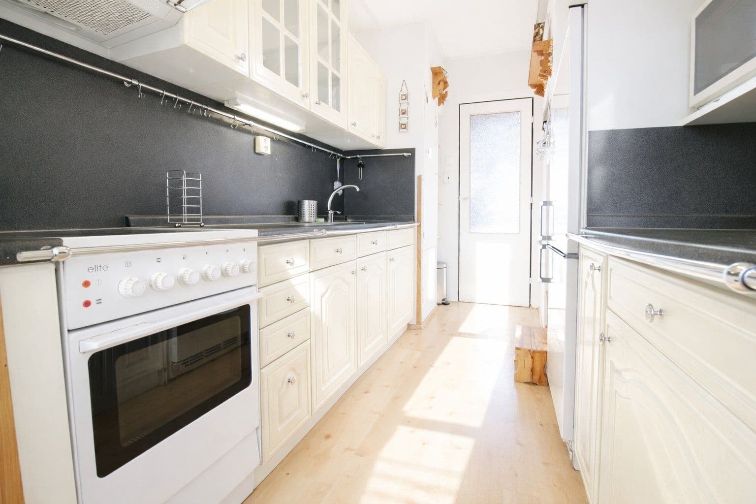 3 bedroom flat to rent, 73 m², Poznaňská, Prague, Prague 3 bedroom flat to rent, 73 m², Poznaňská, Prague, Prague