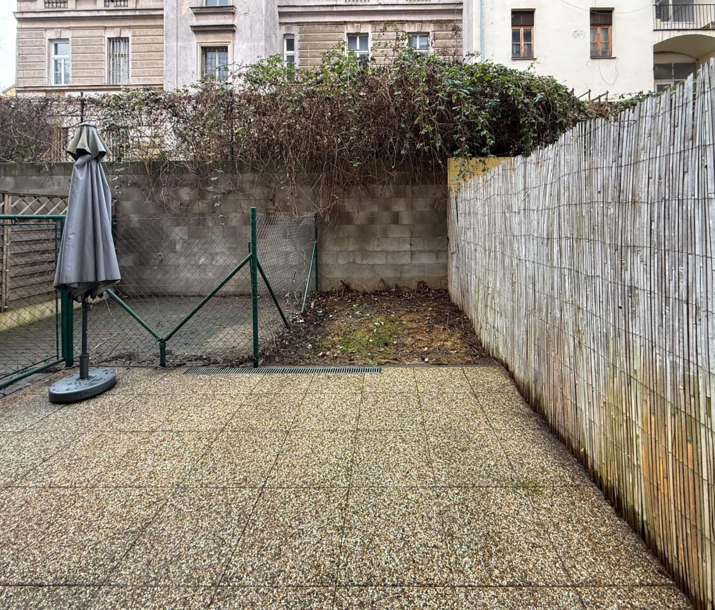 Studio flat to rent, 29 m², Pod Labuťkou, Prague, Prague Studio flat to rent, 29 m², Pod Labuťkou, Prague, Prague