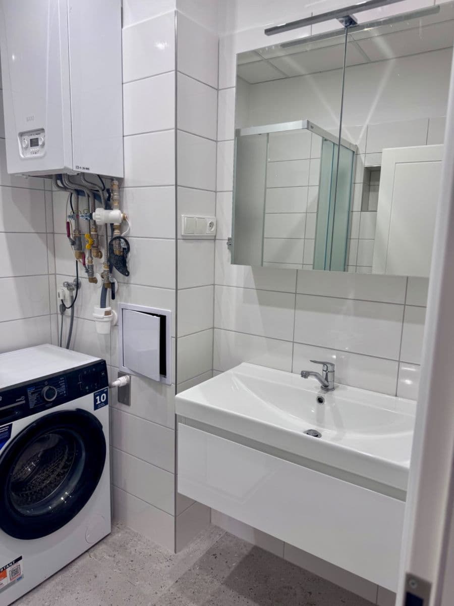 2 bedroom flat to rent, 60 m², Renneská třída, Brno, Jihomoravský Region 2 bedroom flat to rent, 60 m², Renneská třída, Brno, Jihomoravský Region