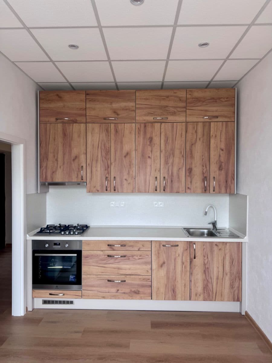 2 bedroom flat to rent, 60 m², Renneská třída, Brno, Jihomoravský Region 2 bedroom flat to rent, 60 m², Renneská třída, Brno, Jihomoravský Region