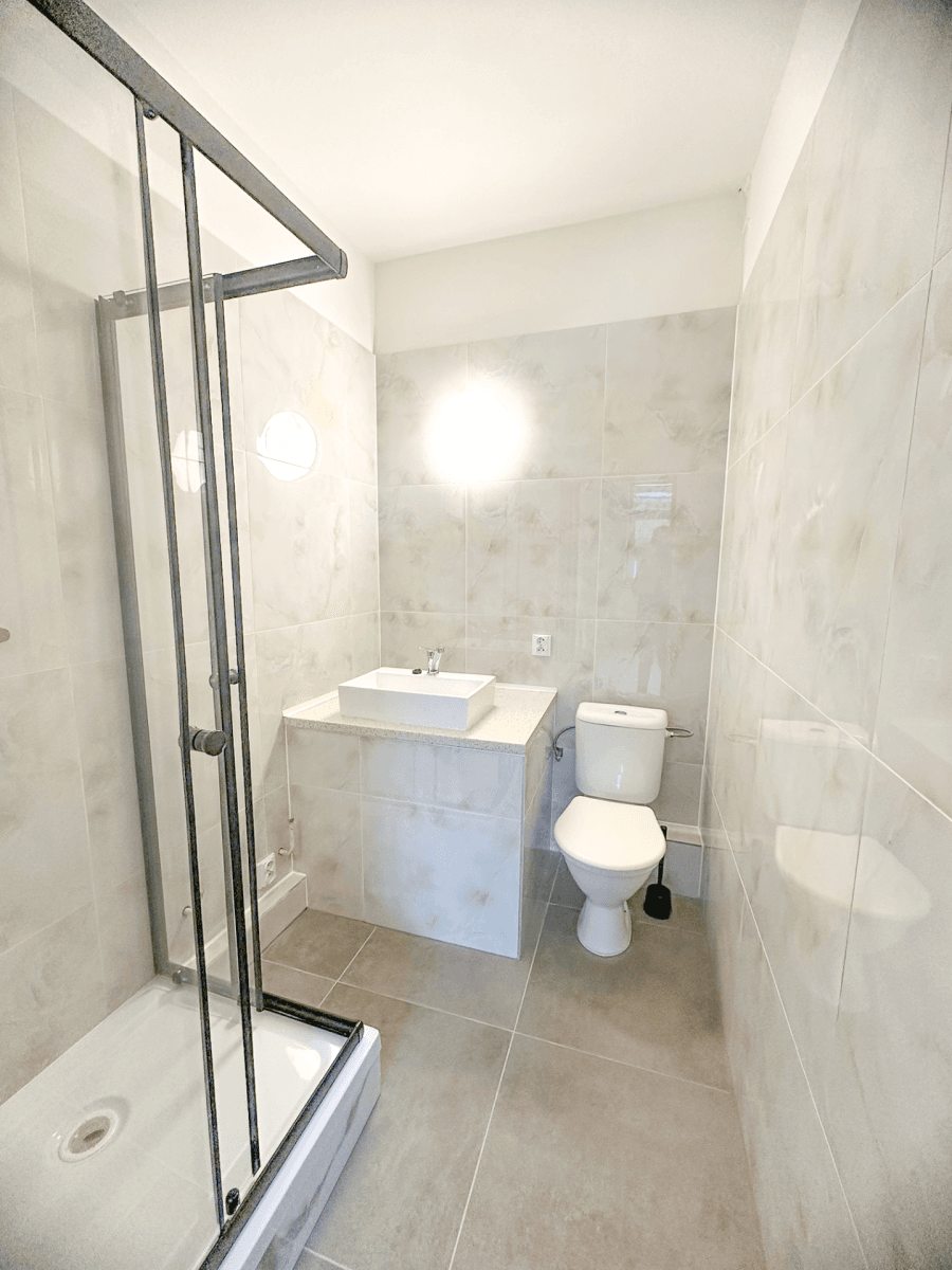 1 bedroom with open-plan kitchen flat to rent, 35 m², Okružní, Brno, Jihomoravský Region 1 bedroom with open-plan kitchen flat to rent, 35 m², Okružní, Brno, Jihomoravský Region