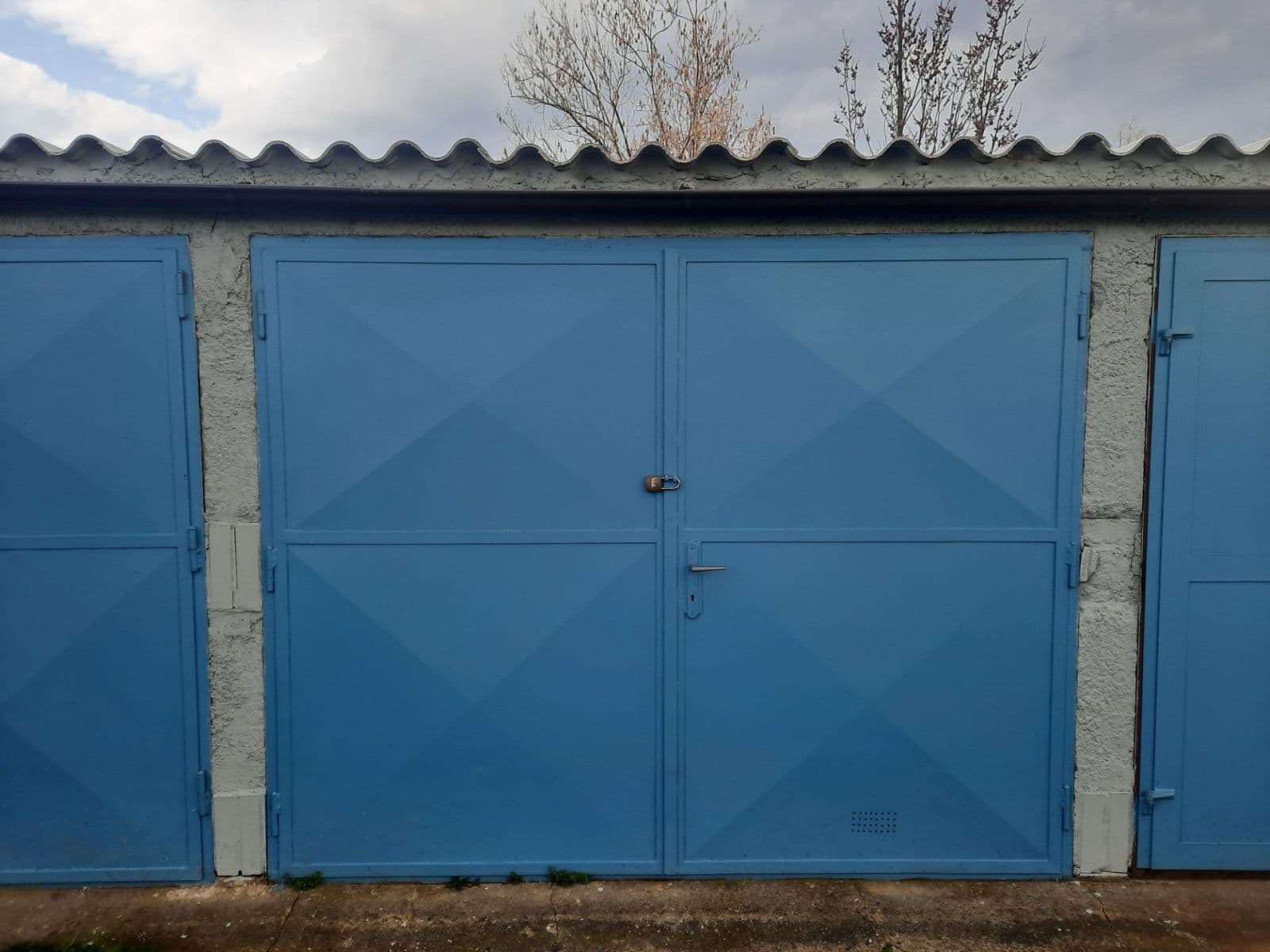 garage to rent, 15 m², Plzeň, Plzeňský Region garage to rent, 15 m², Plzeň, Plzeňský Region