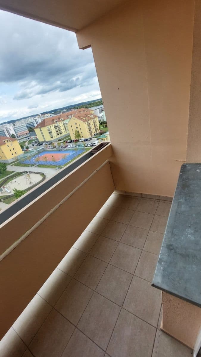 3 bedroom flat to rent, 77 m², J. Bendy, České Budějovice, Jihočeský Region 3 bedroom flat to rent, 77 m², J. Bendy, České Budějovice, Jihočeský Region