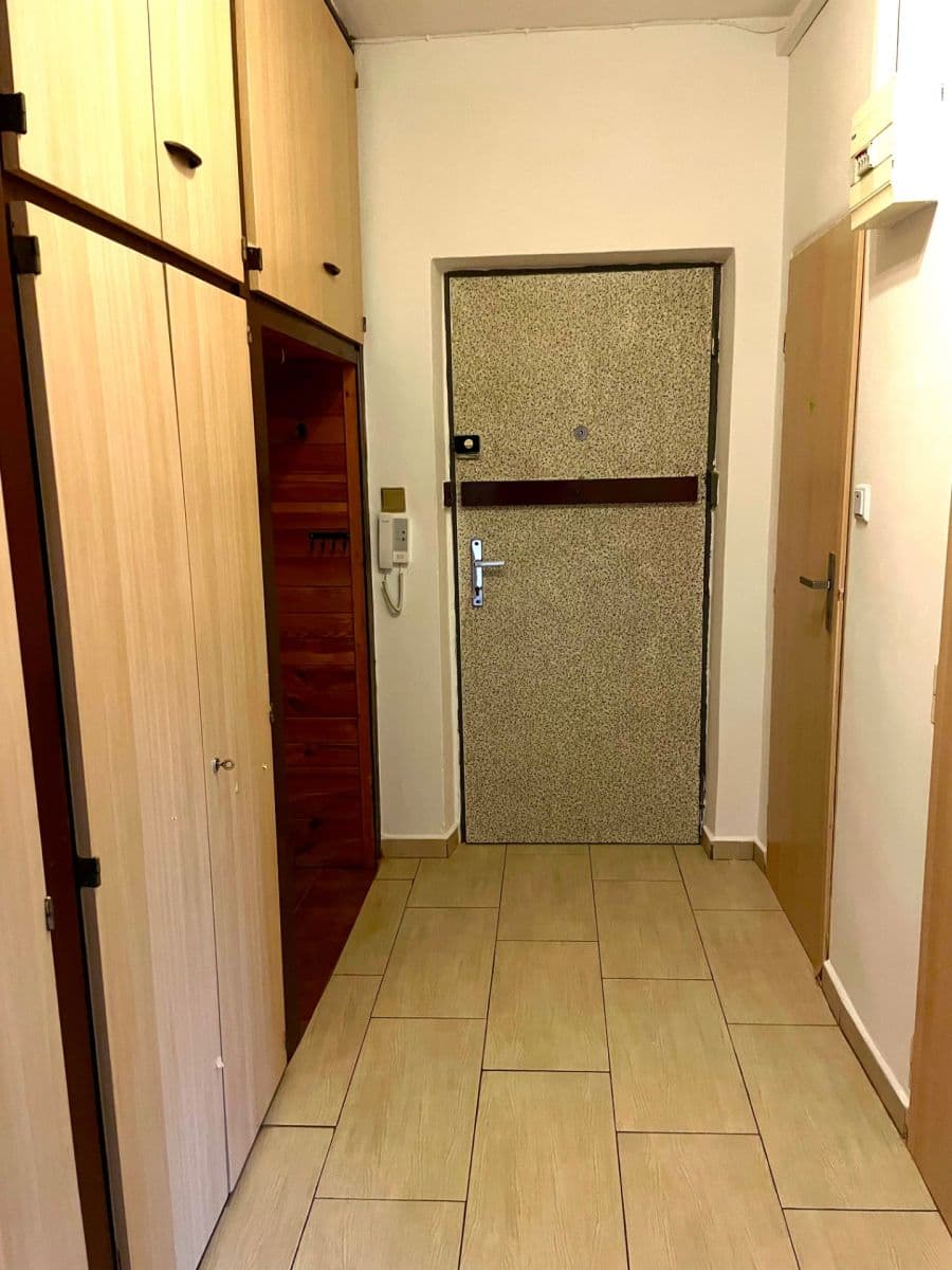 2 bedroom flat to rent, 55 m², Počernická, Prague, Prague 2 bedroom flat to rent, 55 m², Počernická, Prague, Prague