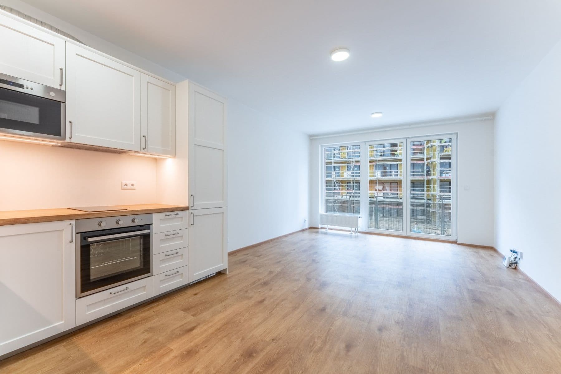 Studio flat to rent, 37 m², Gerstelova, Prague, Prague Studio flat to rent, 37 m², Gerstelova, Prague, Prague