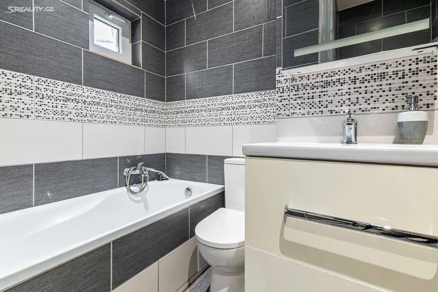 2 bedroom flat for sale, 59 m², Svinařovská, Smečno, Středočeský Region 2 bedroom flat for sale, 59 m², Svinařovská, Smečno, Středočeský Region