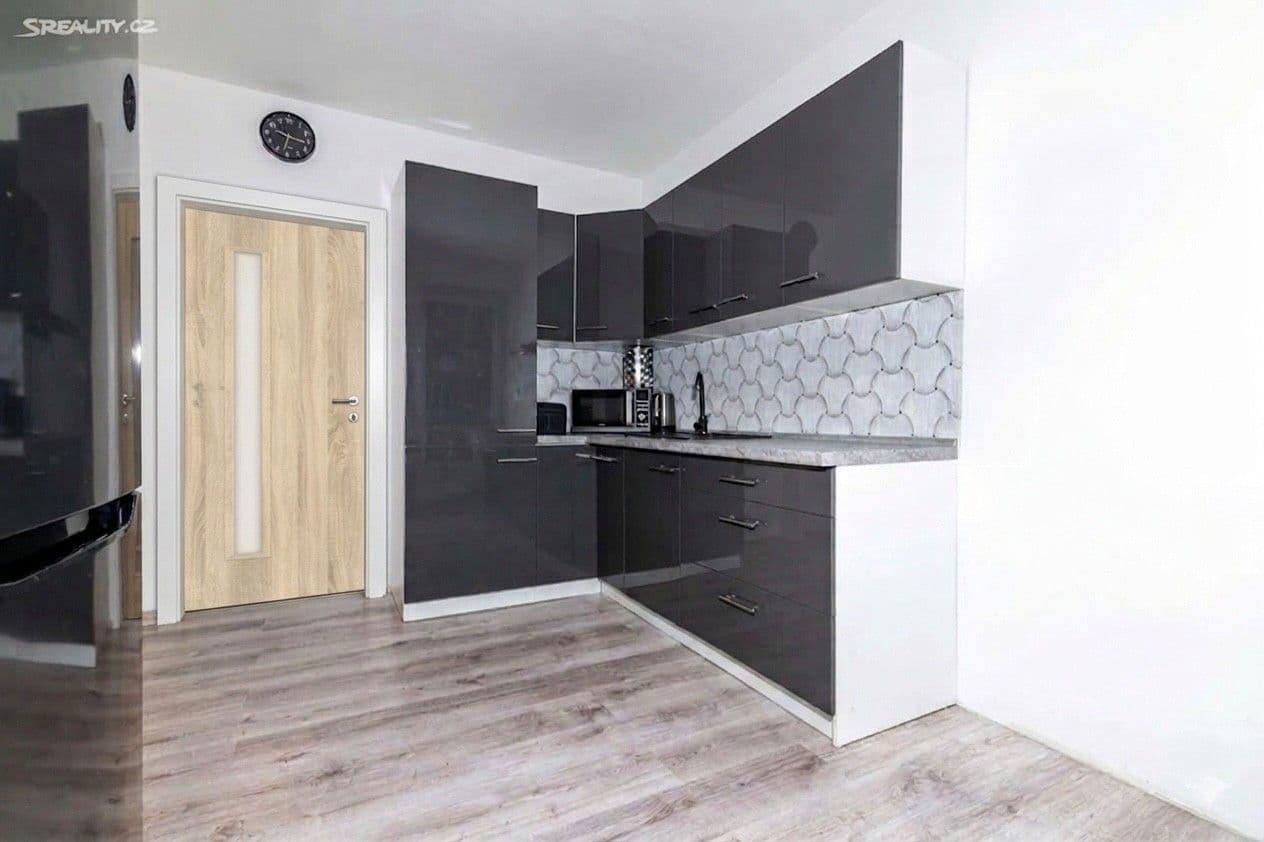 2 bedroom flat for sale, 59 m², Svinařovská, Smečno, Středočeský Region 2 bedroom flat for sale, 59 m², Svinařovská, Smečno, Středočeský Region