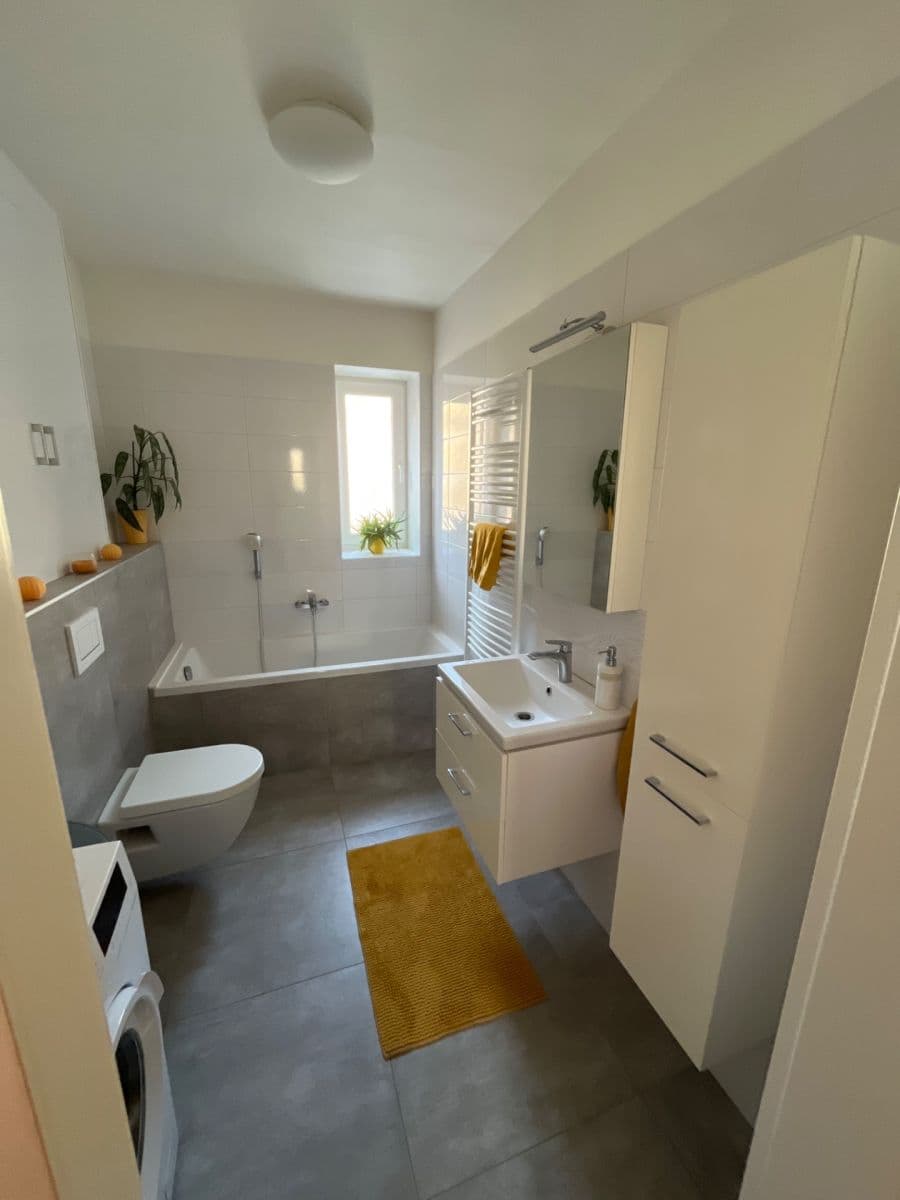 3 bedroom flat to rent, 64 m², U Tržnice, Neratovice, Středočeský Region 3 bedroom flat to rent, 64 m², U Tržnice, Neratovice, Středočeský Region