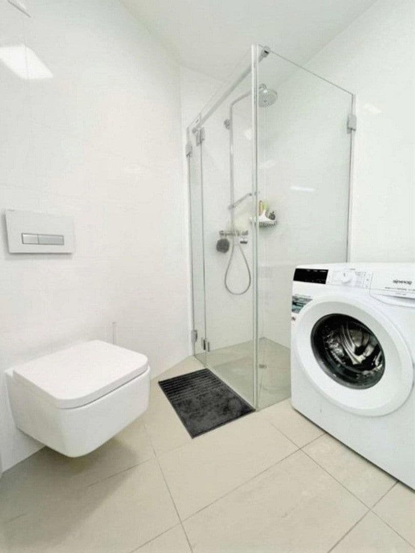 Studio flat to rent, 35 m², Langstraße, Innsbruck, Tyrol Studio flat to rent, 35 m², Langstraße, Innsbruck, Tyrol