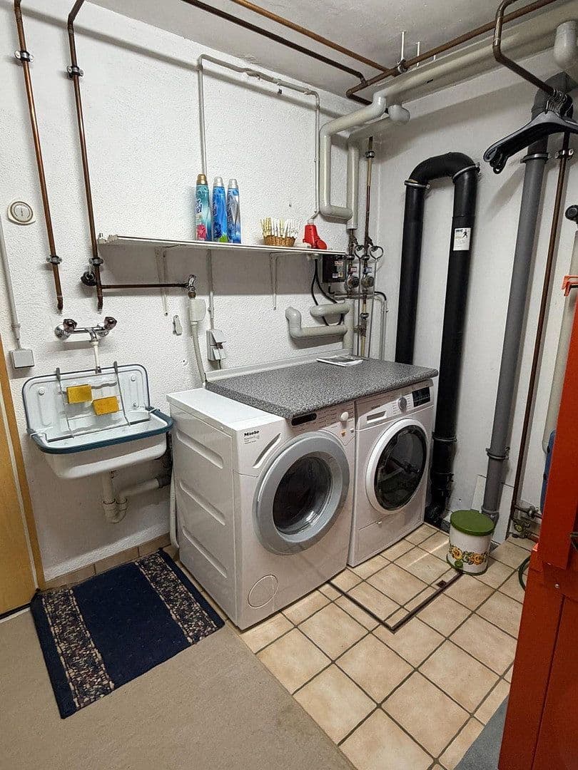 house to rent, 240 m², Peter-Parlerstraße 6, Sindelfingen, Baden-Württemberg house to rent, 240 m², Peter-Parlerstraße 6, Sindelfingen, Baden-Württemberg