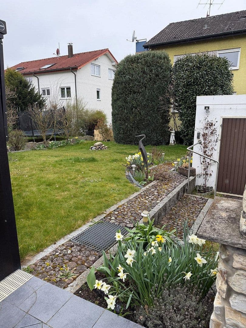 house to rent, 240 m², Peter-Parlerstraße 6, Sindelfingen, Baden-Württemberg house to rent, 240 m², Peter-Parlerstraße 6, Sindelfingen, Baden-Württemberg