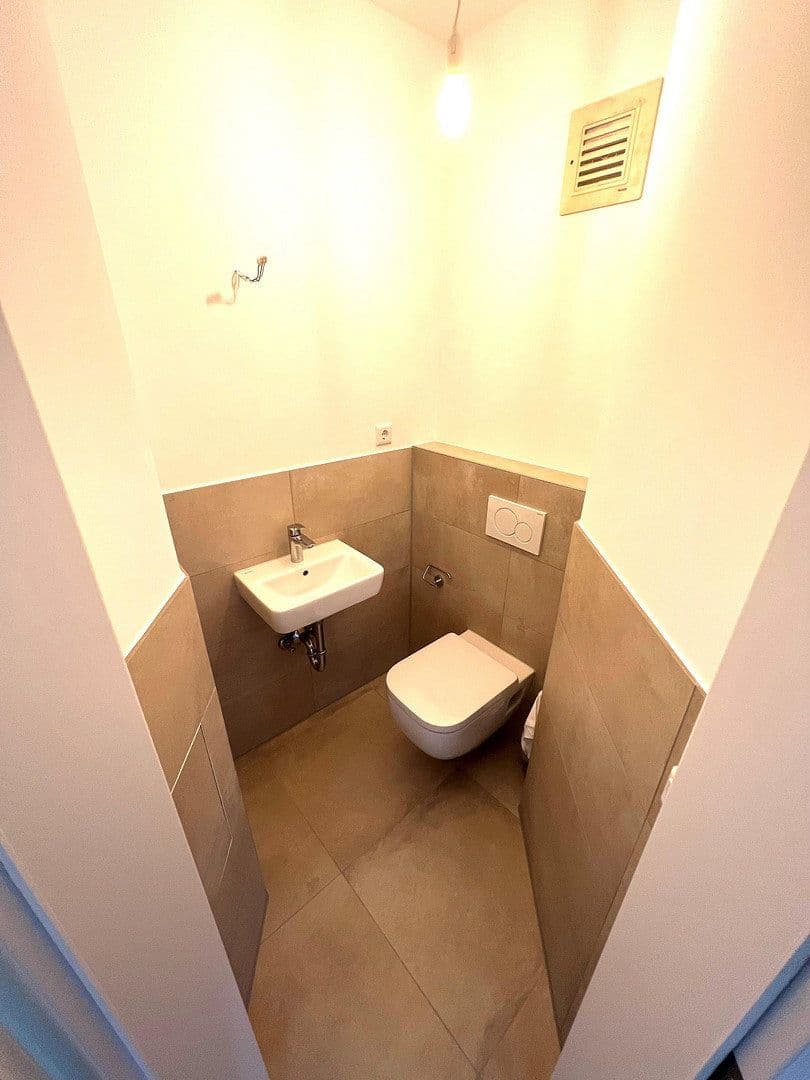 3 bedroom flat to rent, 88 m², Kronthaler Weg 11, Kronberg im Taunus, Hesse 3 bedroom flat to rent, 88 m², Kronthaler Weg 11, Kronberg im Taunus, Hesse