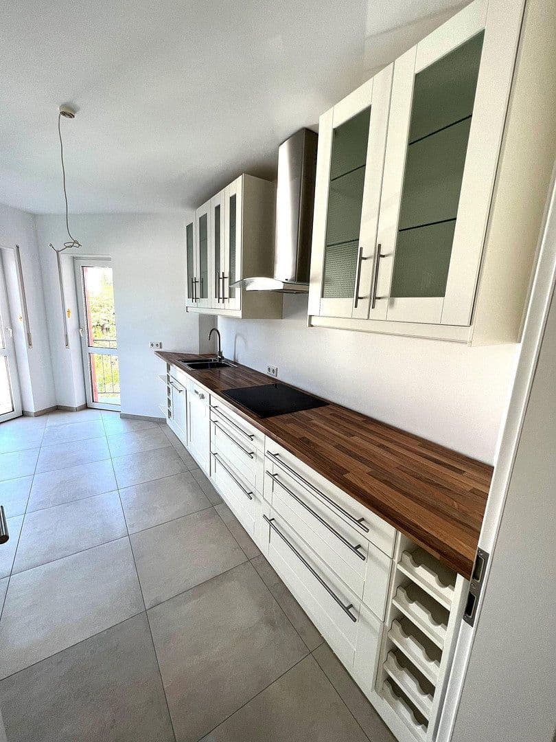 3 bedroom flat to rent, 88 m², Kronthaler Weg 11, Kronberg im Taunus, Hesse 3 bedroom flat to rent, 88 m², Kronthaler Weg 11, Kronberg im Taunus, Hesse