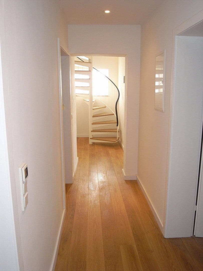 house to rent, 162 m², Kaarst, North Rhine-Westphalia house to rent, 162 m², Kaarst, North Rhine-Westphalia